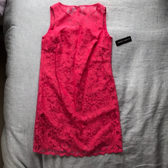 Donna Morgan Dresses & Skirts - Donna Morgan lace overlay dress